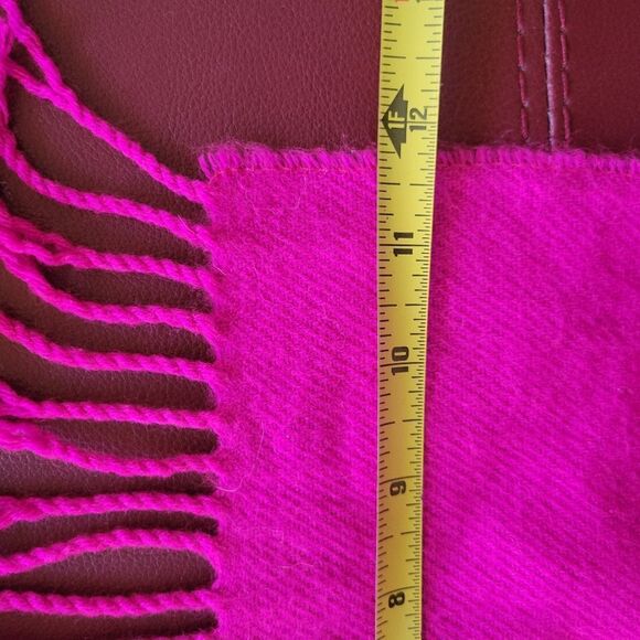 Cerise Pink Cashmere Wool Scarf - Picture 3 of 6